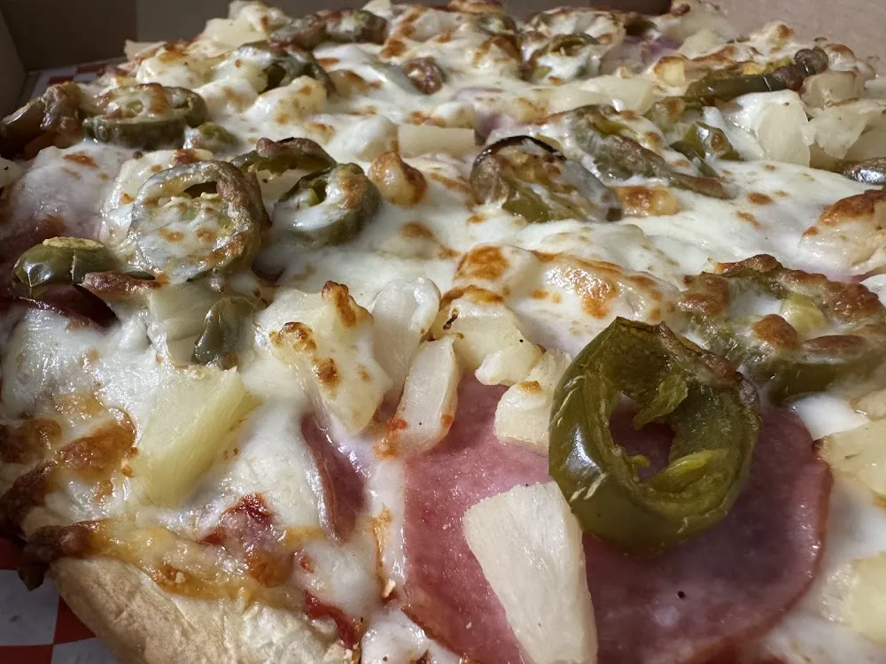 Hawaiian Pizza with Jalapenos